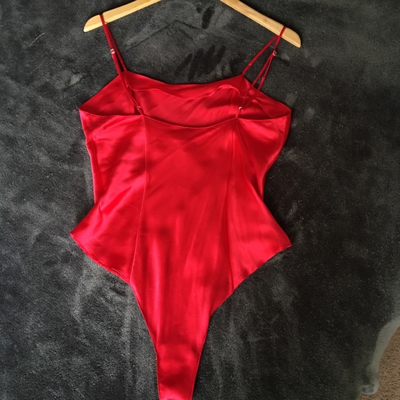 ❌SOLD❌ Victoria’s Secret crimson silk teddy ❤️ - Picture 3 of 4